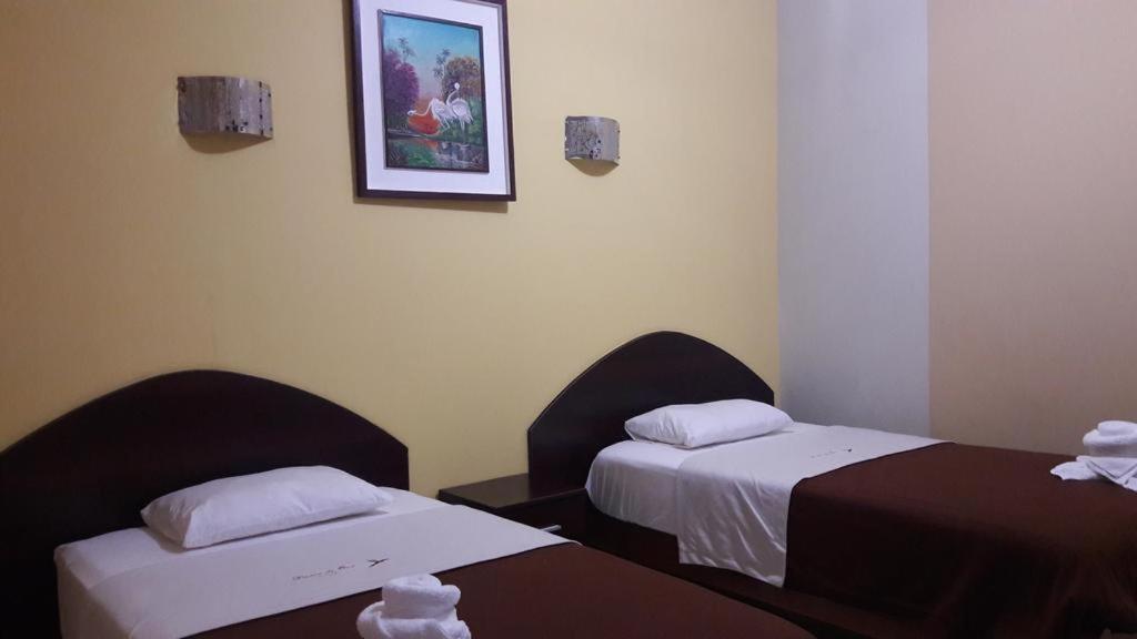 Boton De Oro Hotel Tambopata Екстериор снимка